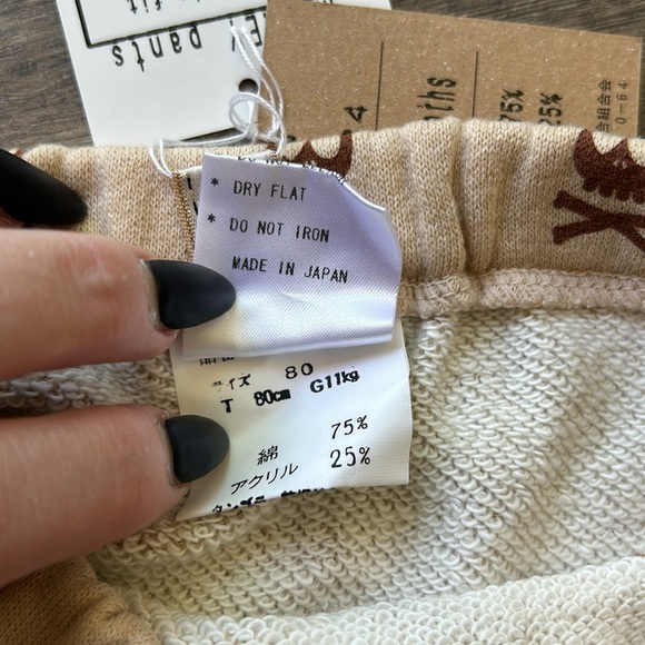 NEW Skull & Cross Bone Tan Monkey Baby Pants 0-6 Months - Picture 7 of 7